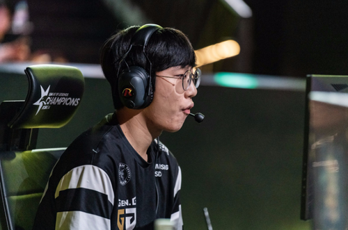 游戏行业逆势增长 三家厂商利润翻倍的背后